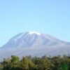 写真はテマ村から望むキリマンジャロ山